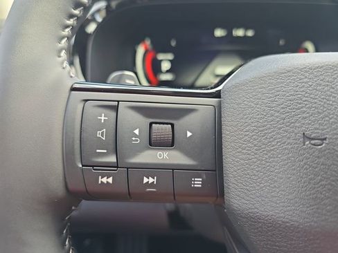 New 2026 Nissan Pathfinder Platinum image 27