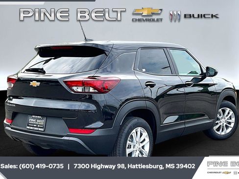 New 2026 Chevrolet TrailBlazer LS FWD image 11