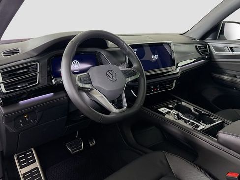 New 2026 Volkswagen Atlas Cross Sport SEL R-Line image 9