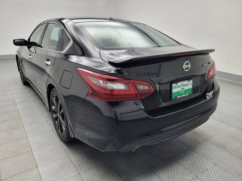 Used 2018 Nissan Altima 2.5 SR w/ SR Midnight Edition image 5