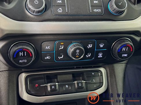 Certified 2023 GMC Acadia SLE w/ Driver Convenience Package image 16