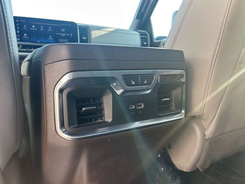 Used 2024 Chevrolet Silverado 1500 LTZ w/ LTZ Premium Package AWD/4WD image 20