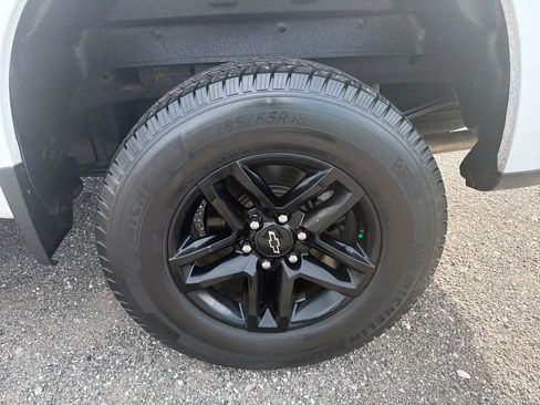 Used 2019 Chevrolet Silverado 1500 Custom Trail Boss image 16