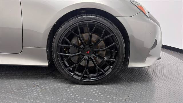 Used 2015 Lexus RC 350 w/ Luxury Package RWD image 32