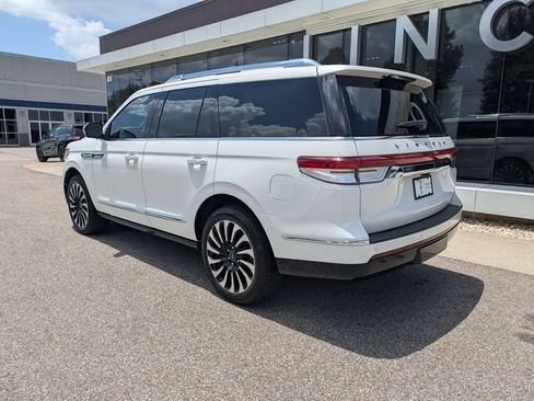 Certified 2022 Lincoln Navigator Black Label AWD/4WD image 4