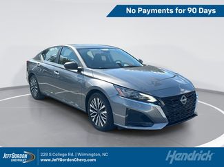 Used 2025 Nissan Altima 2.5 SV FWD video 1