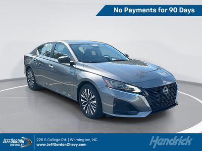 Used 2025 Nissan Altima 2.5 SV