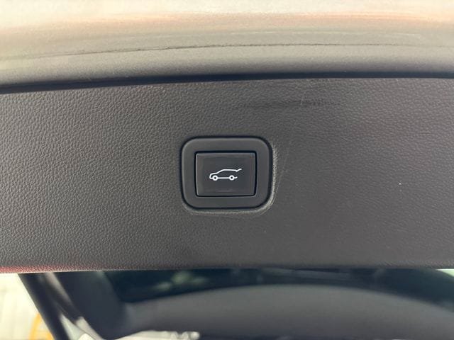 Used 2021 Chevrolet Blazer Premier FWD image 22