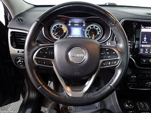 Used 2019 Jeep Cherokee Limited w/ Technology Group AWD/4WD image 27