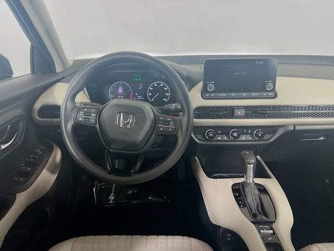 Certified 2024 Honda HR-V LX image 19