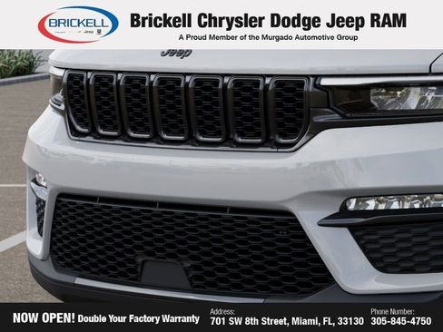 New 2025 Jeep Grand Cherokee Limited w/ Black Appearance Package image 11