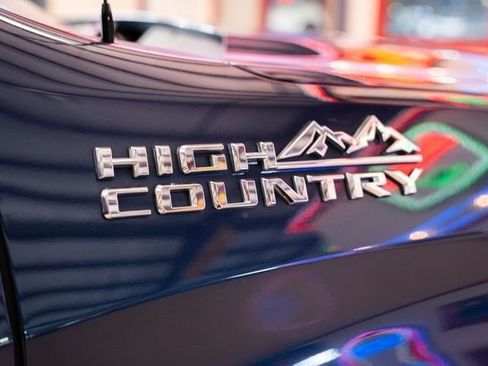 Used 2019 Chevrolet Silverado 1500 High Country image 10