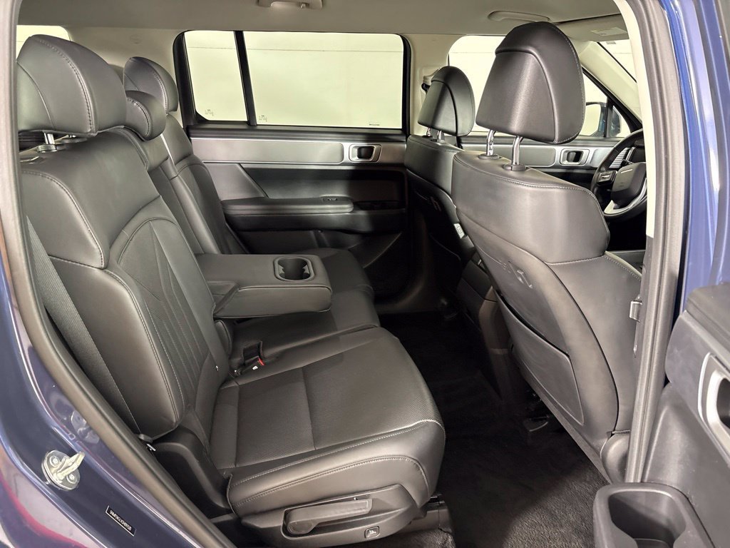 Used 2025 Hyundai Santa Fe SEL FWD image 21