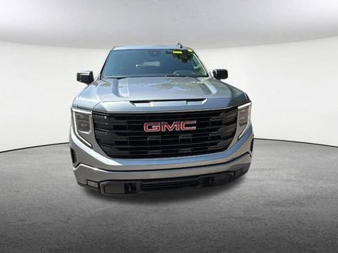 Used 2024 GMC Sierra 1500 Elevation AWD/4WD image 2