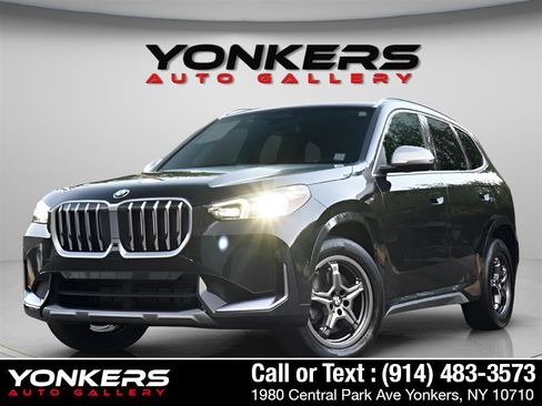 Used 2024 BMW X1 xDrive28i image 3