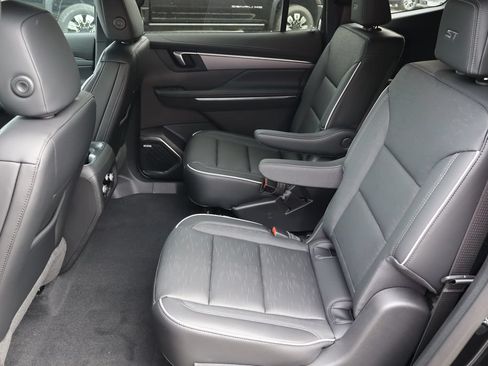 New 2026 Buick Enclave Sport Touring w/ Power Package AWD/4WD image 23