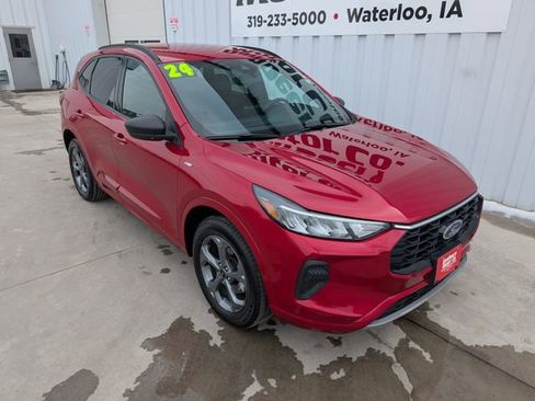 Used 2024 Ford Escape ST-Line image 6