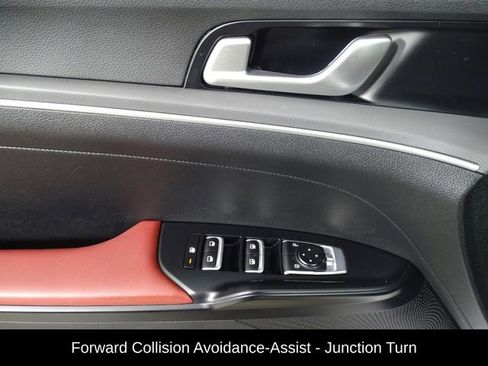 Used 2022 Kia K5 GT-Line w/ GT-Line FWD Premium Package image 17