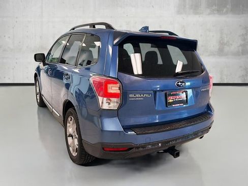 Used 2017 Subaru Forester 2.5i Touring image 7