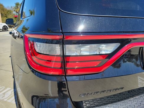 Used 2020 Dodge Durango R/T w/ Technology Group image 10