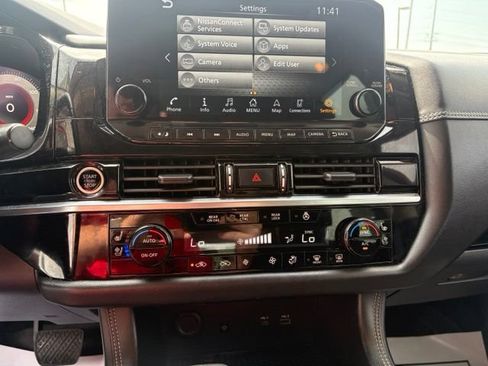 Used 2023 Nissan Pathfinder Platinum AWD/4WD image 20