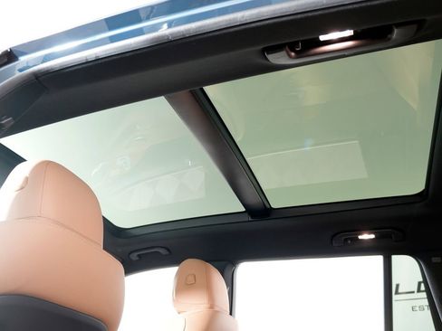 Certified 2024 Mercedes-Benz GLS 450 4MATIC image 17