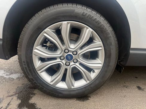 Used 2022 Ford Edge Titanium AWD/4WD image 40