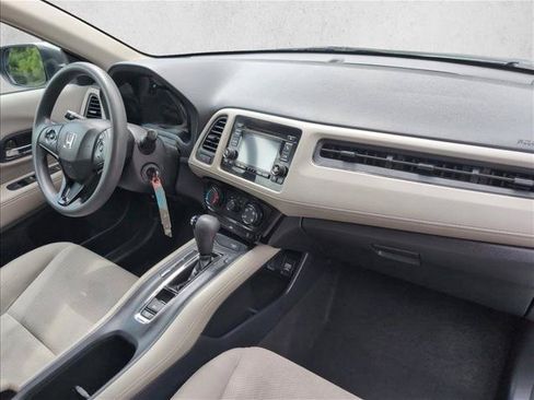 Used 2017 Honda HR-V LX image 23
