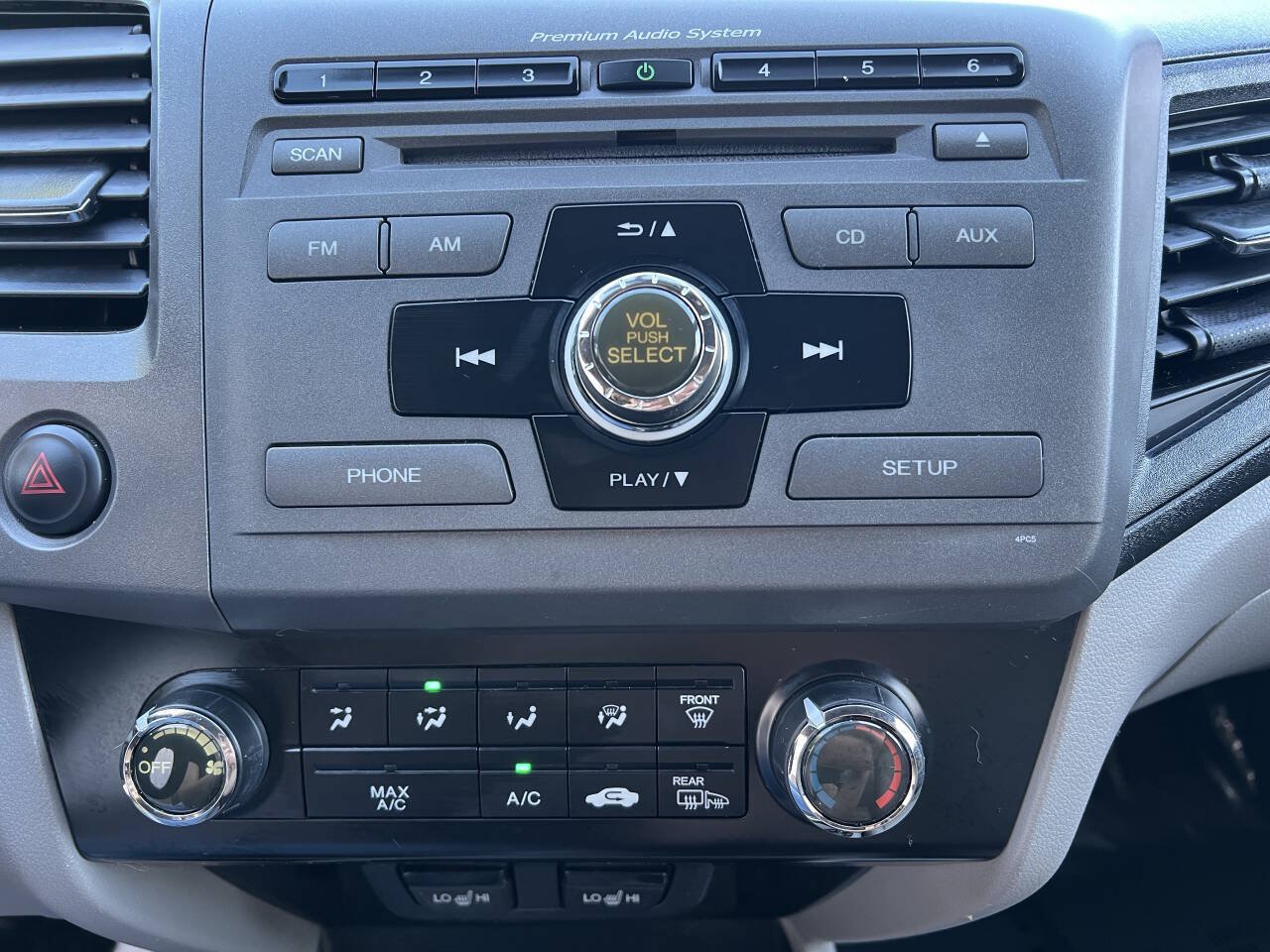 Used 2012 Honda Civic EX-L image 17