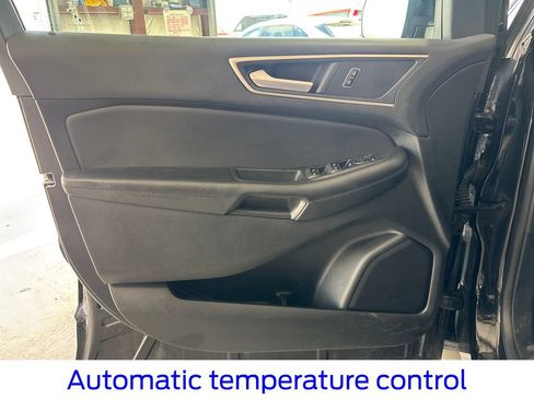 Used 2024 Ford Edge SEL AWD/4WD image 31