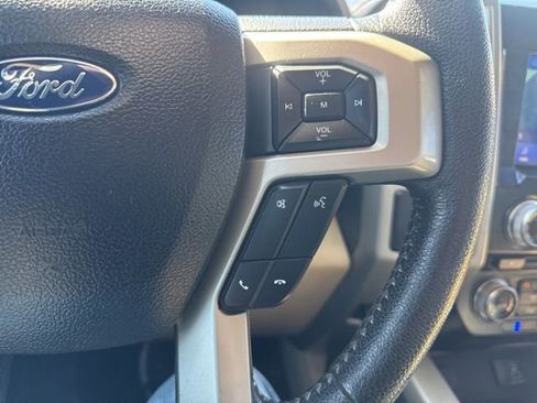 Used 2015 Ford F150 Lariat w/ Equipment Group 502A Luxury AWD/4WD image 23