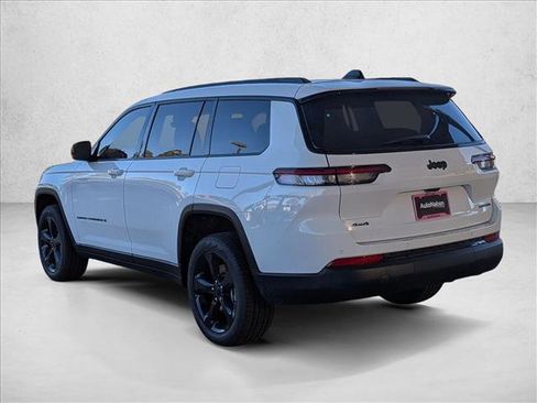 New 2025 Jeep Grand Cherokee L Limited w/ Black Appearance Package image 8