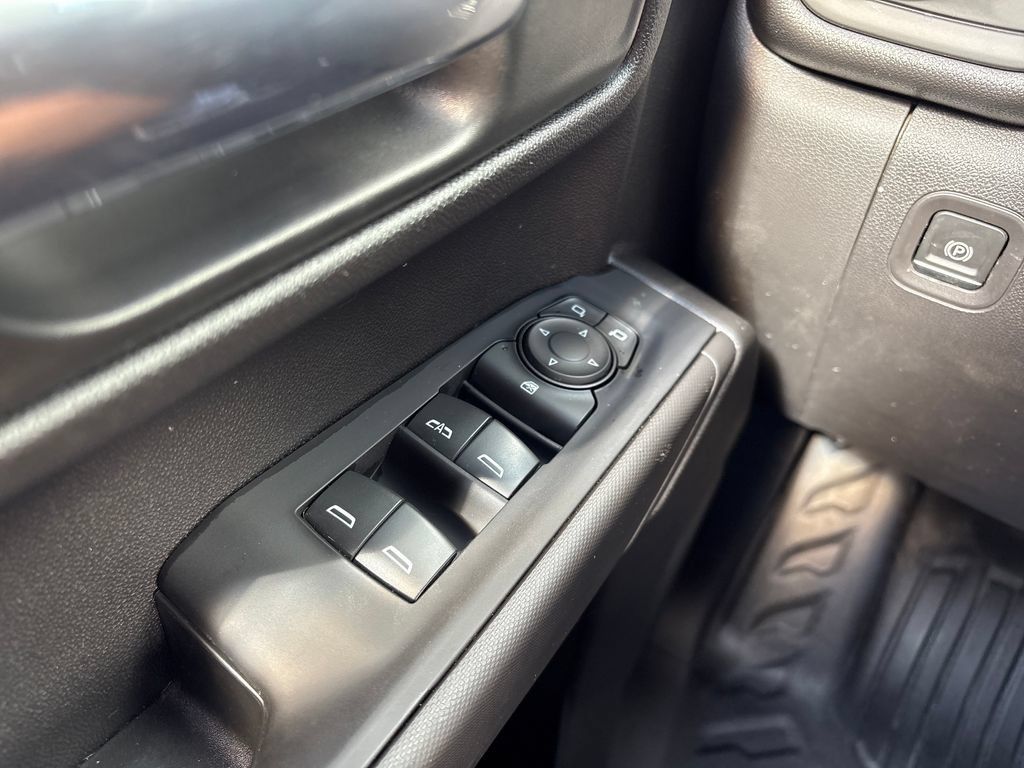 Used 2023 GMC Sierra 1500 Pro w/ Pro Value Package AWD/4WD image 10
