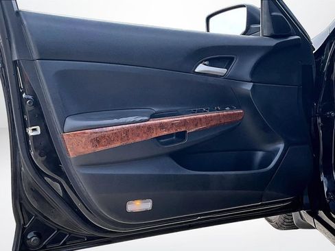Used 2012 Honda Accord EX image 19