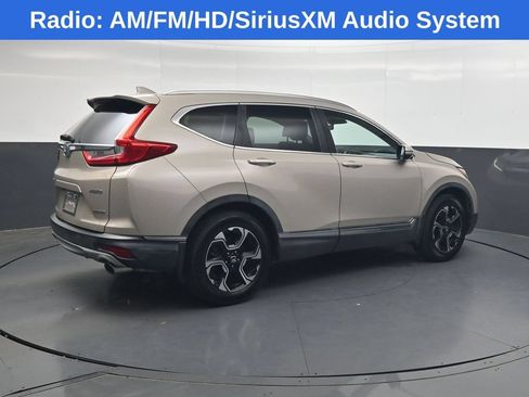 Used 2017 Honda CR-V Touring image 4