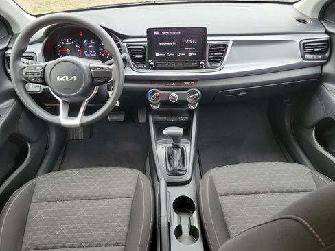 Used 2023 Kia Rio LX image 10