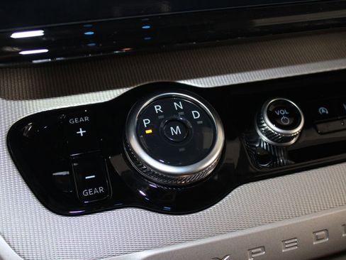 New 2025 Ford Expedition Max Active image 57