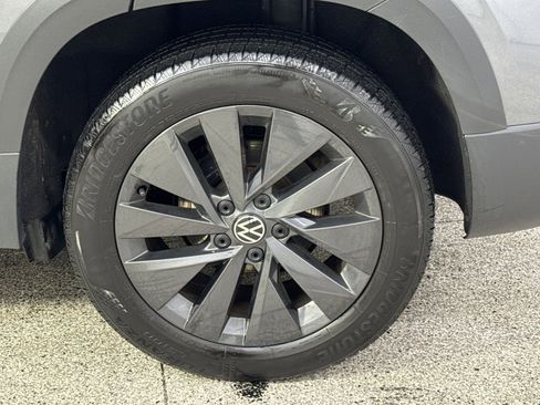 Used 2024 Volkswagen Taos S image 16
