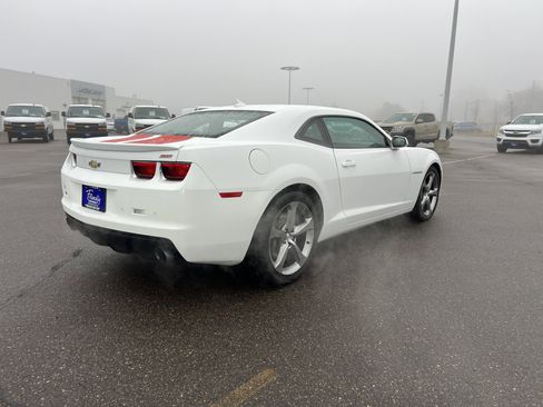 Used 2013 Chevrolet Camaro SS w/ RS Package image 7