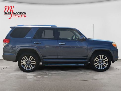 Used 2012 Toyota 4Runner Limited AWD/4WD image 4