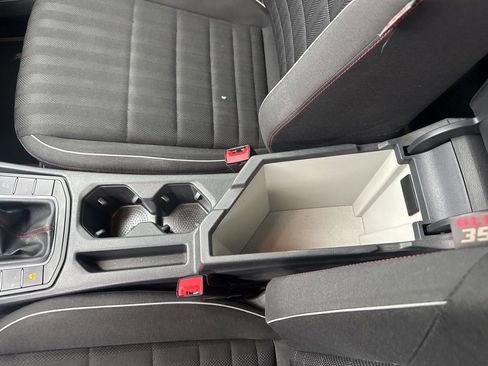 Used 2019 Volkswagen Jetta GLI image 21