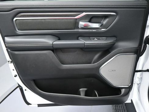 New 2026 RAM 1500 Laramie AWD/4WD image 25