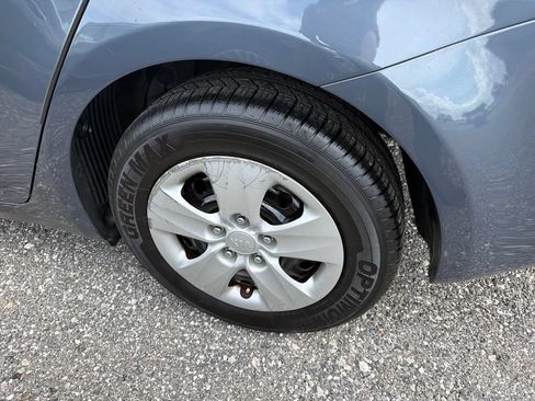 Used 2016 Kia Forte LX FWD image 16