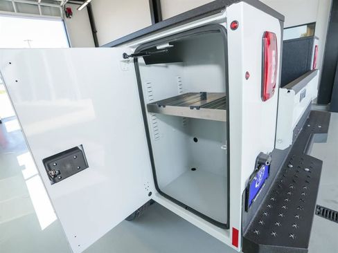 New 2025 Ford F550 4x4 Regular Cab Super Duty image 21