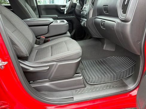 Used 2023 Chevrolet Silverado 1500 Custom Trail Boss w/ LPO, Dark Essentials Package AWD/4WD image 13