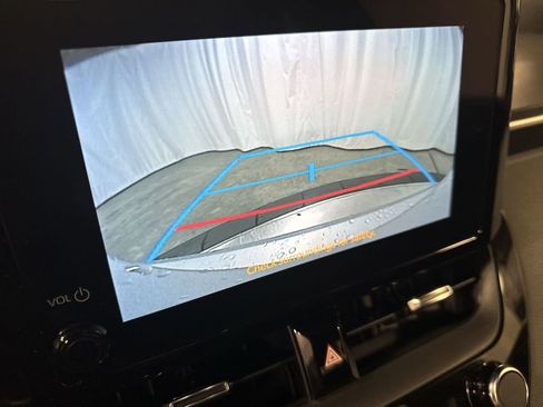 Used 2023 Toyota Corolla SE image 24