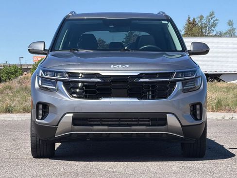 Used 2024 Kia Seltos SX w/ SX Sunroof Package AWD/4WD image 10