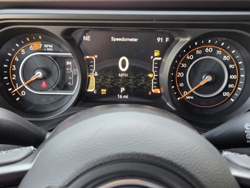 New 2026 Jeep Wrangler Unlimited Rubicon AWD/4WD image 14