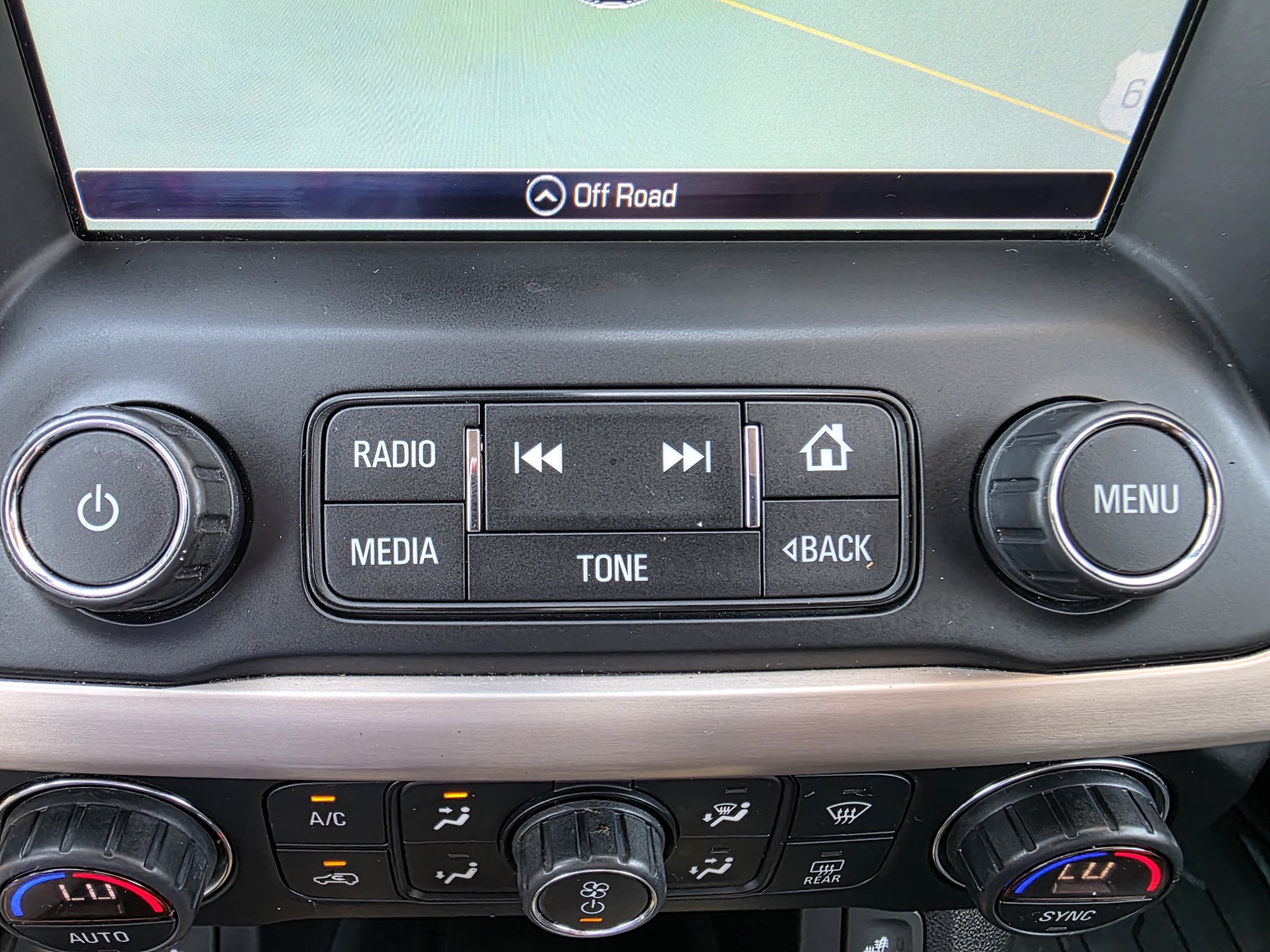 Used 2019 GMC Acadia Denali w/ Technology Package AWD/4WD image 25
