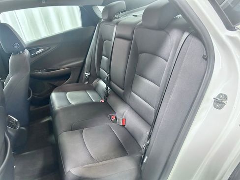 Used 2016 Chevrolet Malibu LT image 21